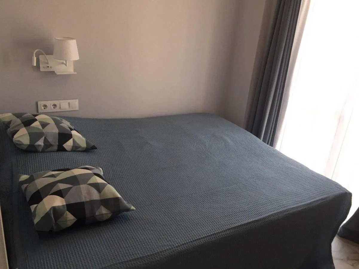 Nuevo Luminoso Apartamento Catalina A 80 Metros De La Playa Para 4 Personas Sant Feliu de Guíxols 0*,  Spanien